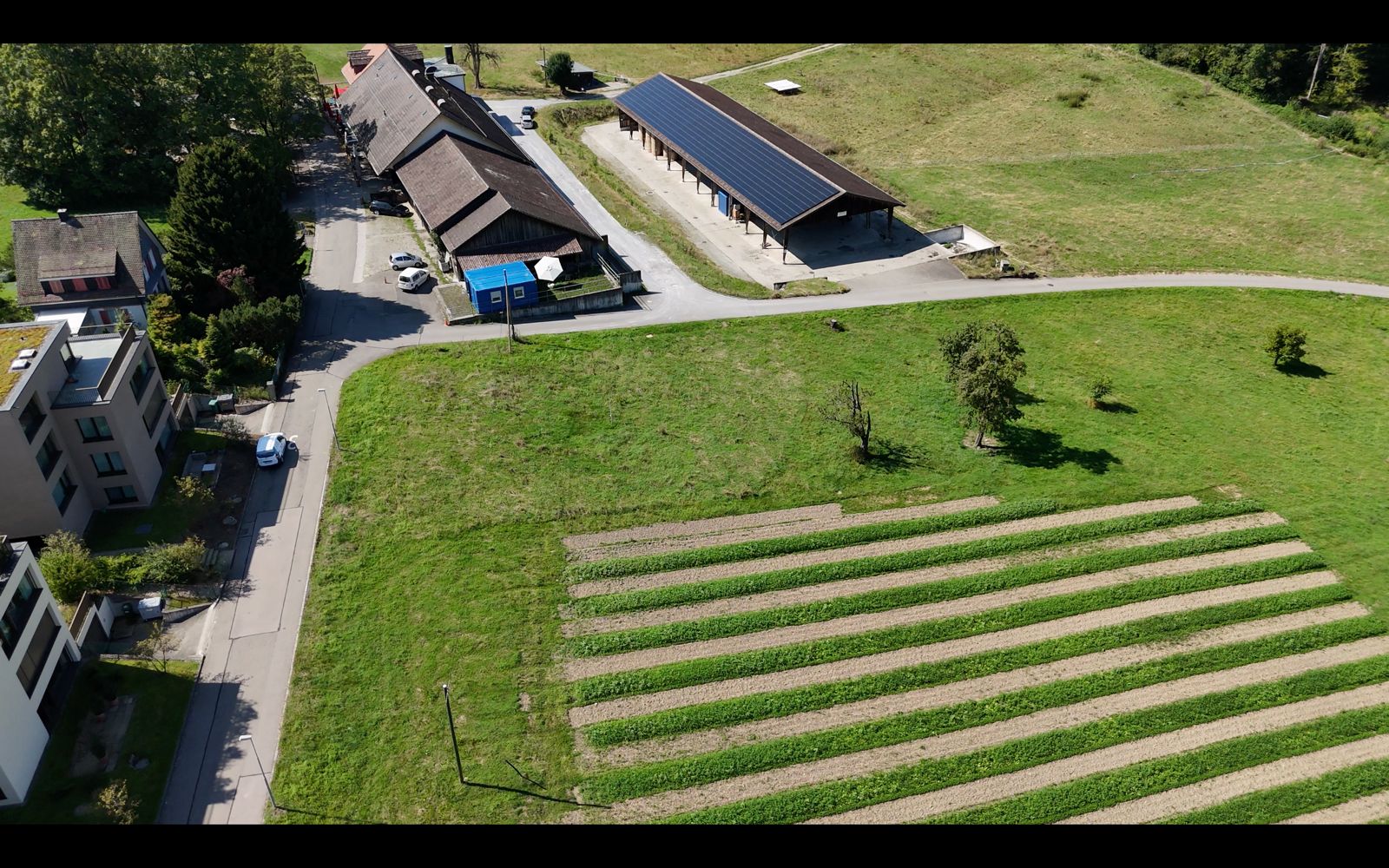 Drohnenbild Mosaik-Landwirtschaft am Adlisberg
